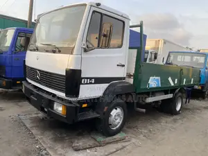 Mecedeces 814 Pickup Truck