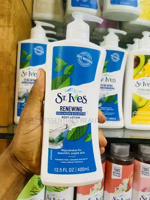 St Ives Hydrating Body Lotion