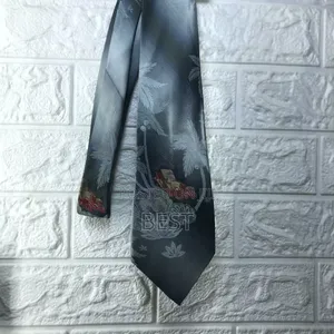 Quality Vintage Ties Avl. In Different Designs