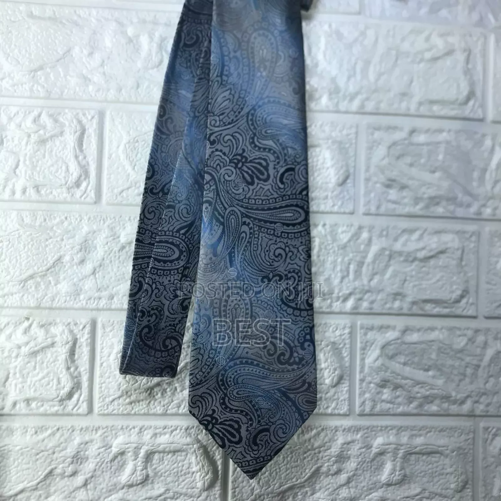 Quality Vintage Ties Avl. In Different Designs