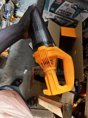 Ingco 12v Lithium-ion Vacuum Cleaner