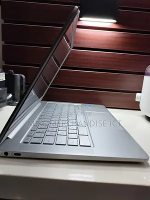 Laptop HP 4GB Intel eMMC 60GB