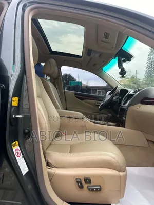 Lexus LS 460 2009 Green