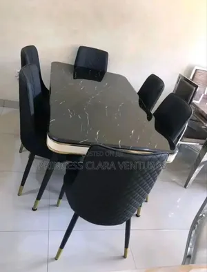 Important Luxury Dining Set by 6