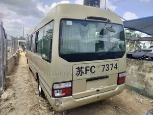 Toyota Coaster 2014 Gold