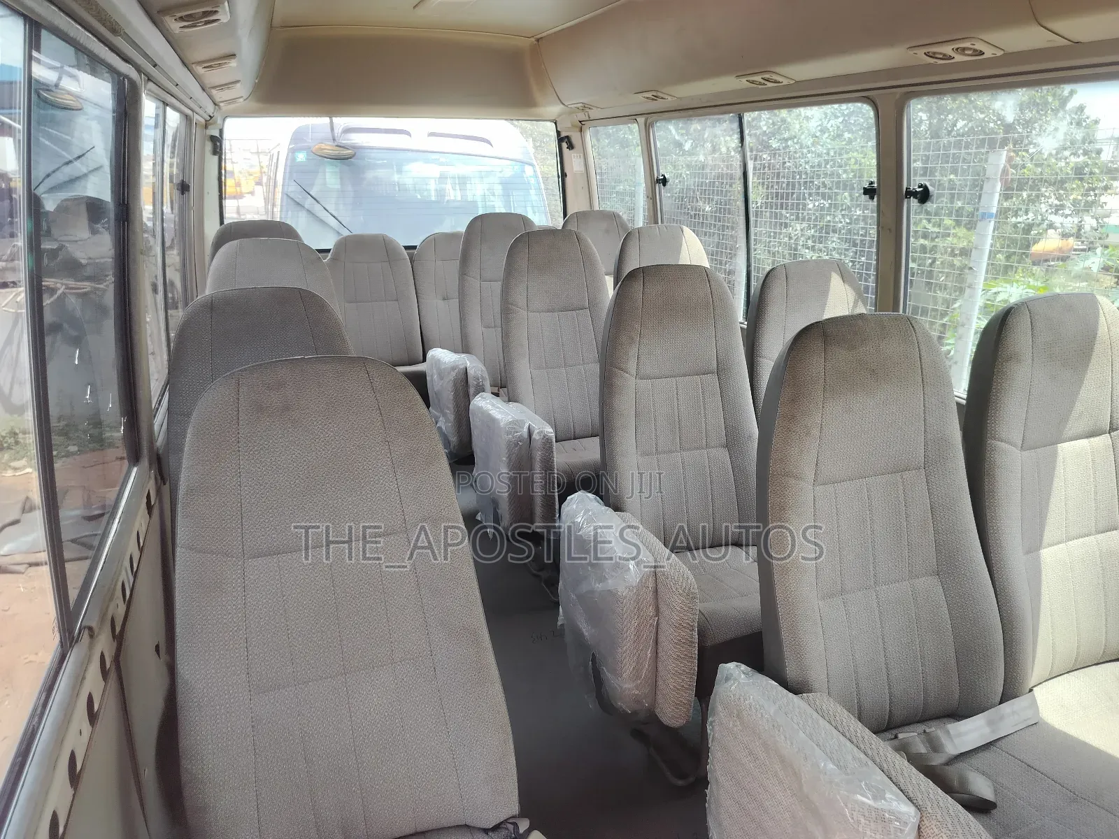 Toyota Coaster 2014 Gold