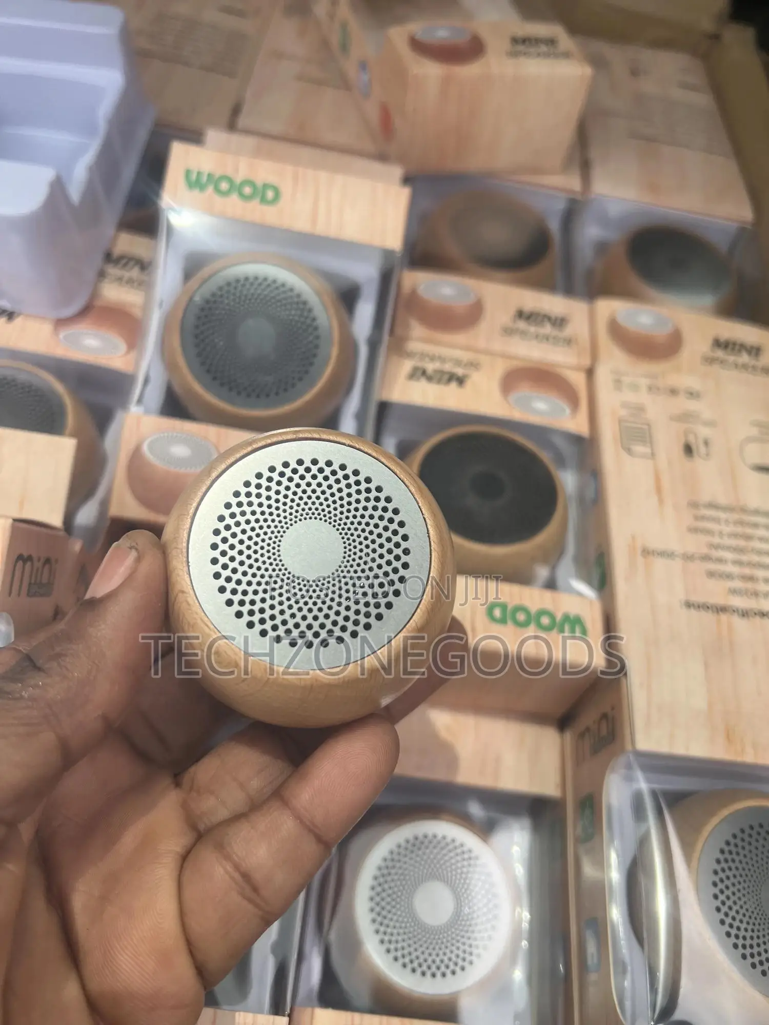Bamboo Bluetooth Speaker