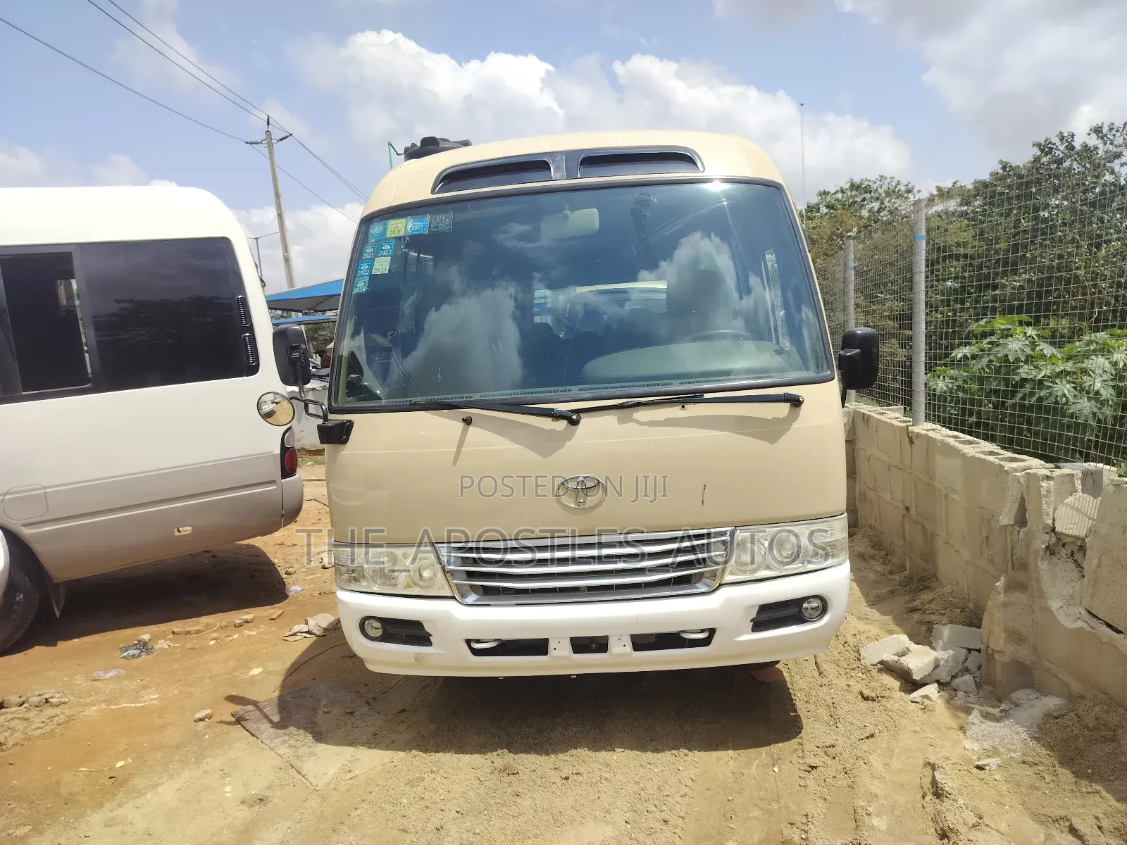 Toyota Coaster 2016 Gold