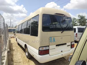 Toyota Coaster 2014 Gold