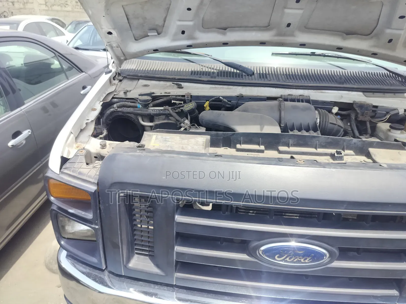 Ford E250 2011 White