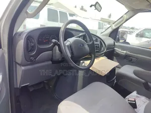 Ford E250 2006 Grey