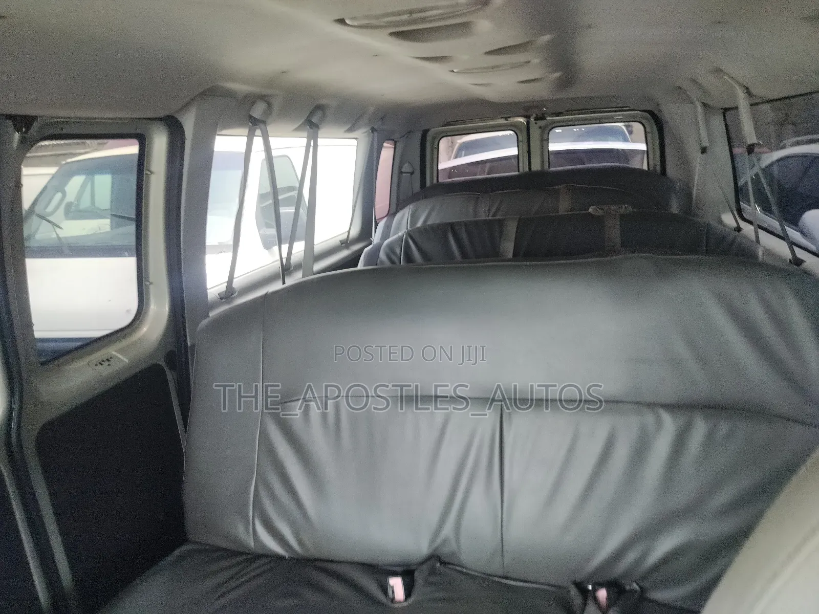 Ford E250 2006 Grey