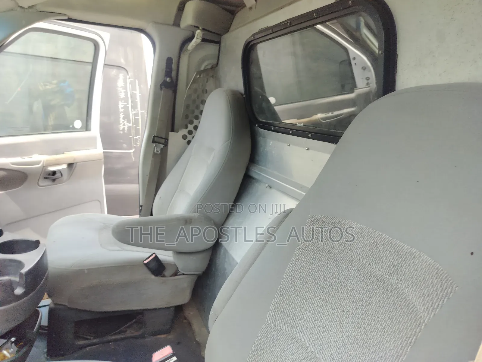 Ford E250 2005 White