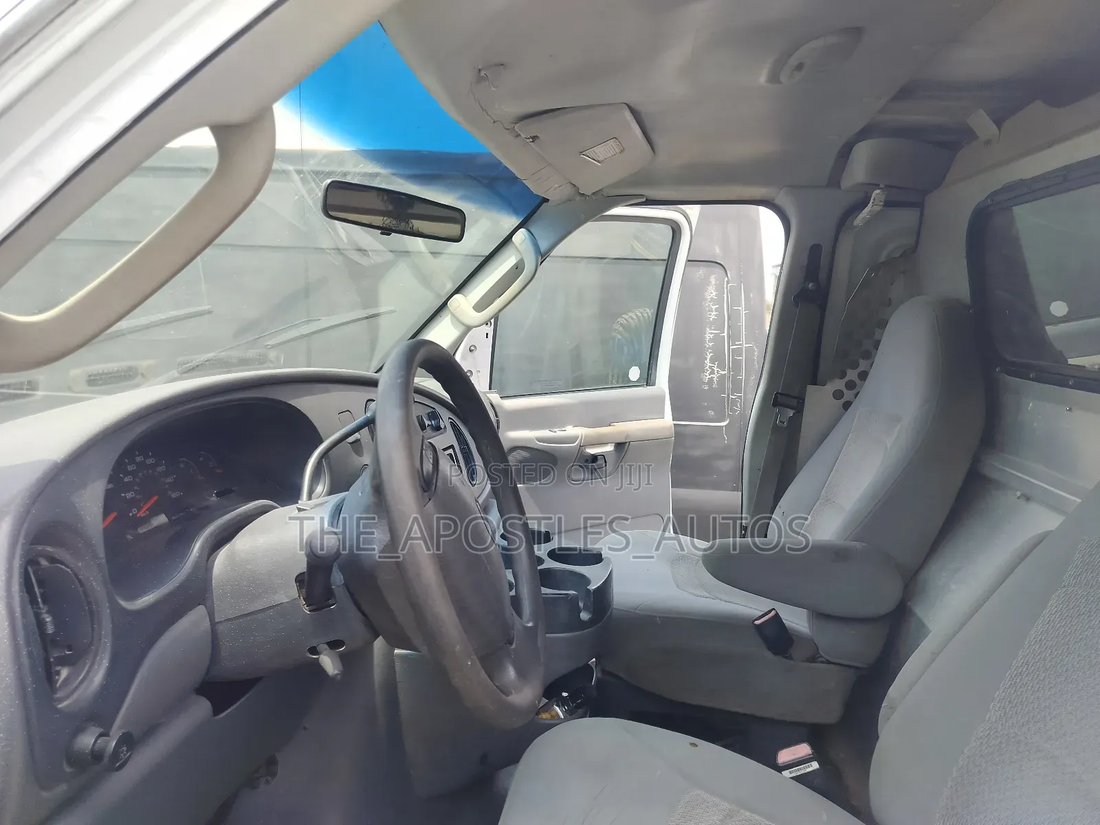Ford E250 2005 White