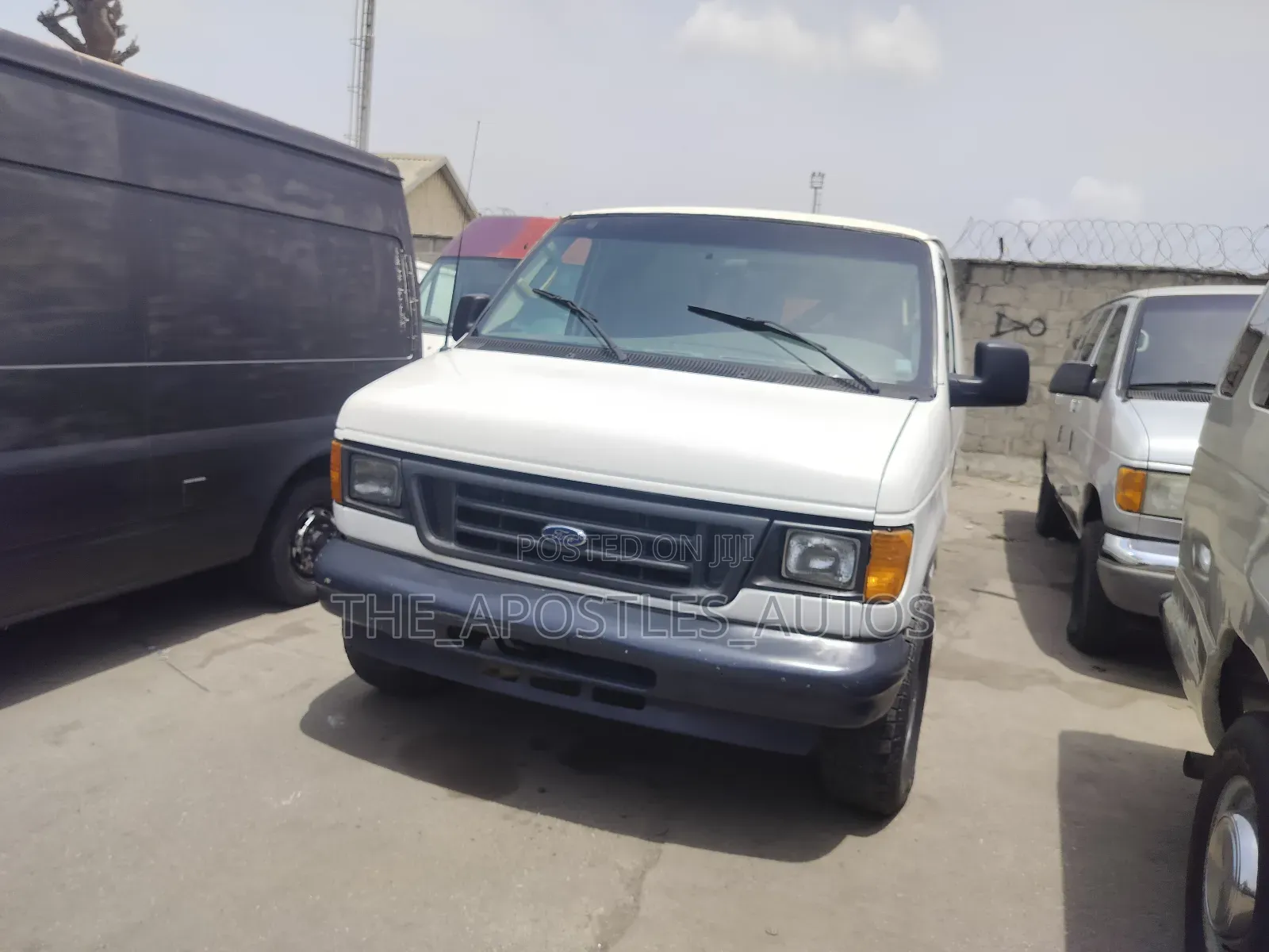 Ford E250 2005 White