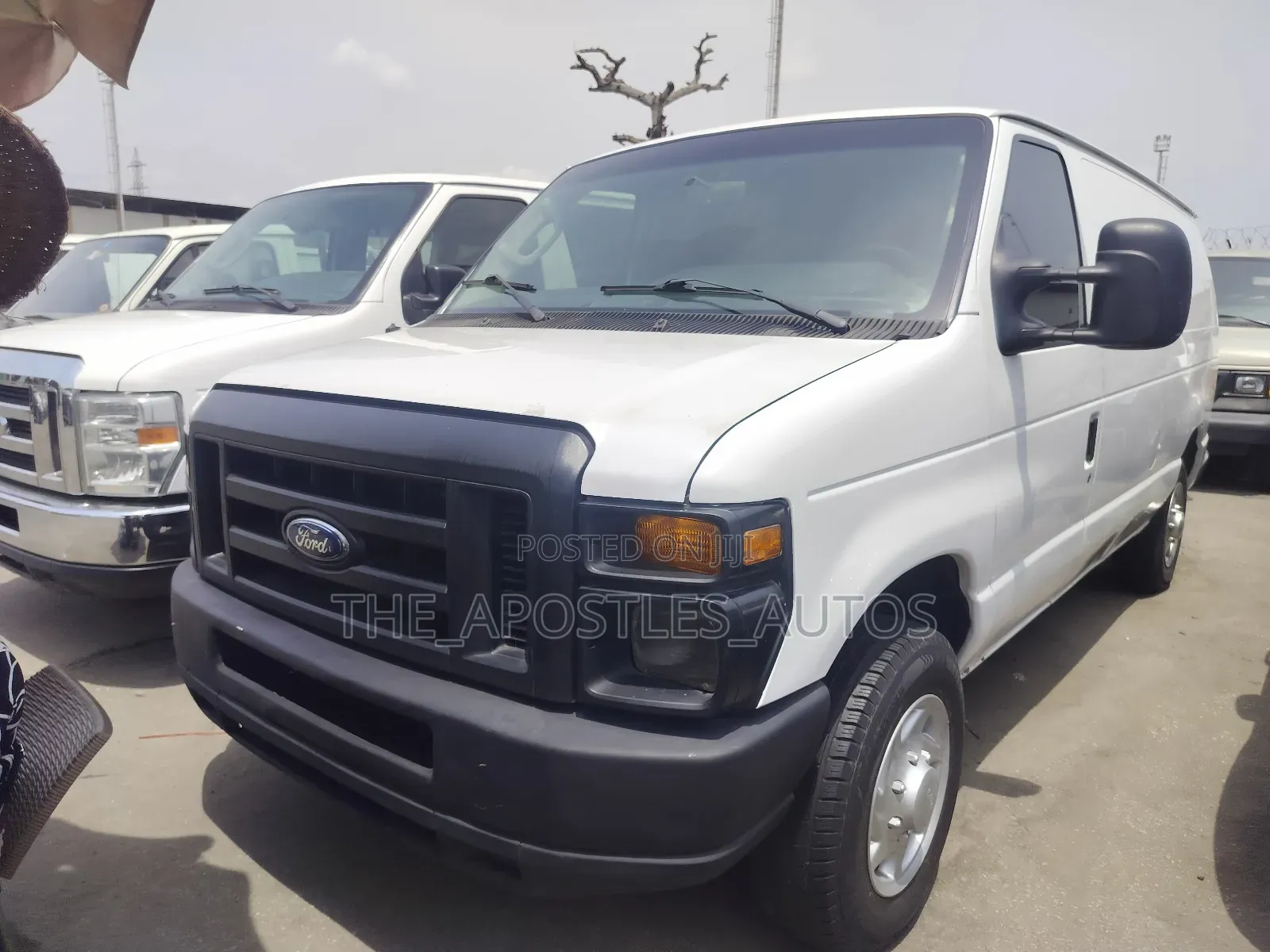Ford E250 2010 White
