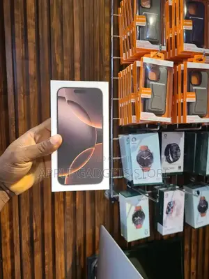 New Apple iPhone 16 Pro Max 256 GB