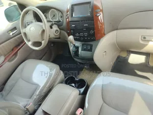 Toyota Sienna XLE 2005 Blue