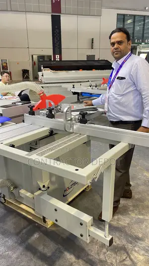 Mini Automatic MDF Wood Cutting Panel Saw Machine