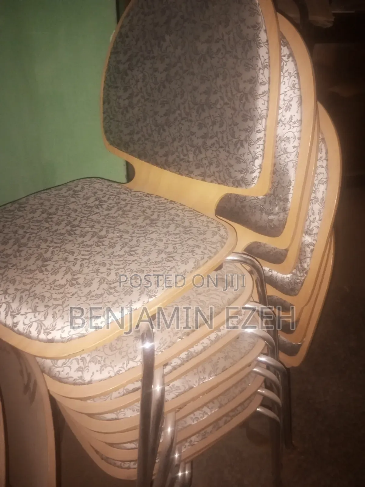 Sittout Chairs