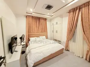 2bedroom Shortlet Apartment at Ringroad
