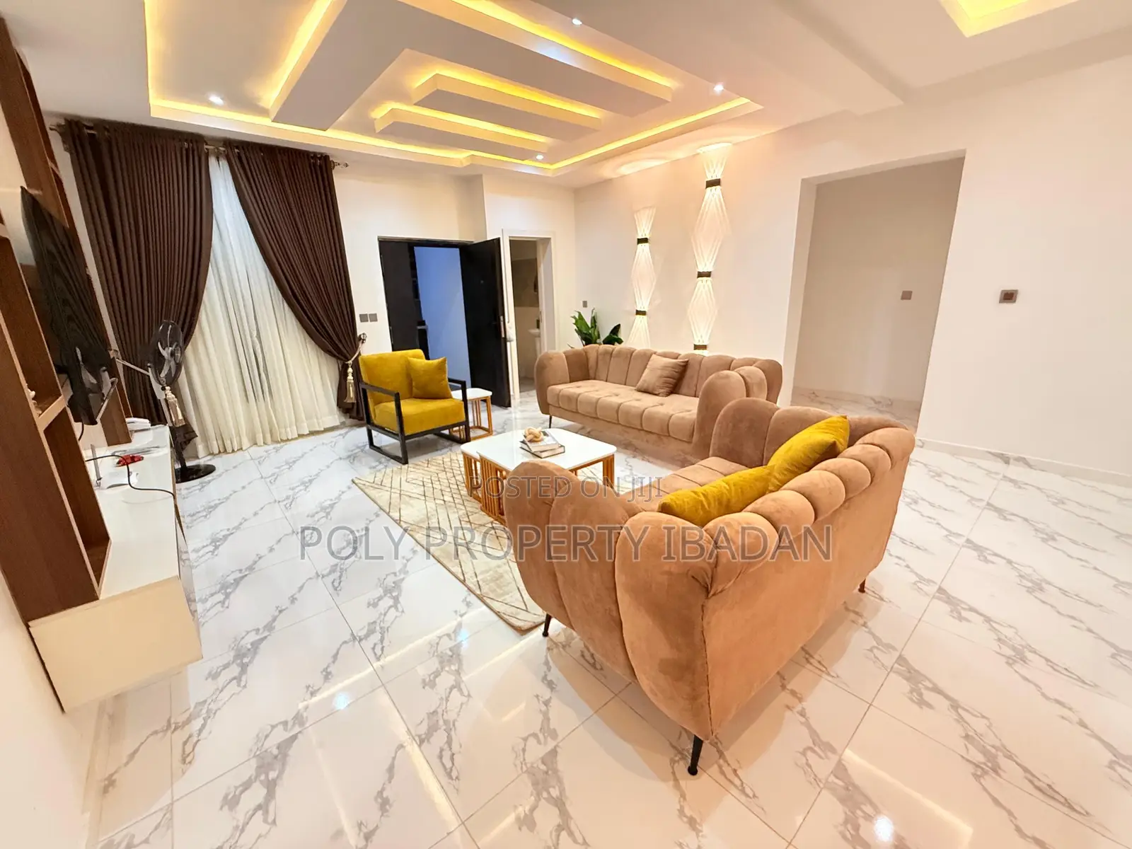 2bedroom Shortlet Apartment at Ringroad