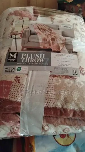 Member's Mark Super Soft Velvet Plush Blanket