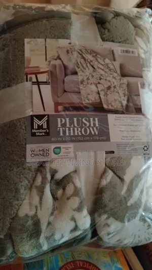 Member's Mark Super Soft Velvet Plush Blanket
