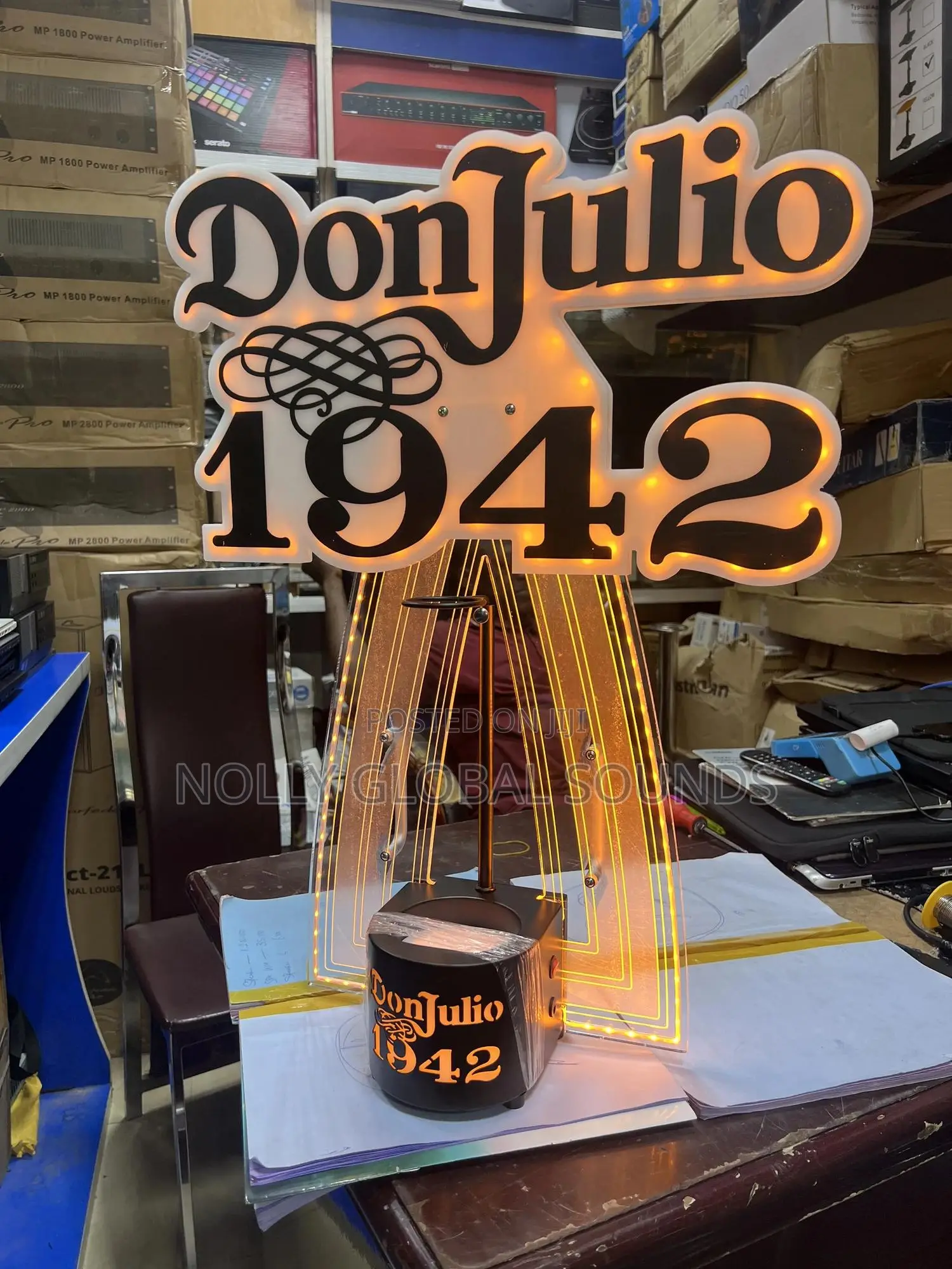 Donjulio 1942 Tequila Bottle-presenter Glorifier Display Vip