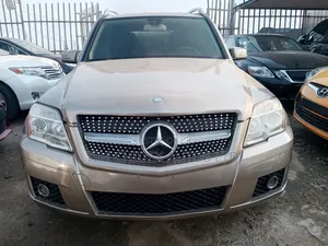 Mercedes-Benz GLK-Class 350 4MATIC 2010 Gold