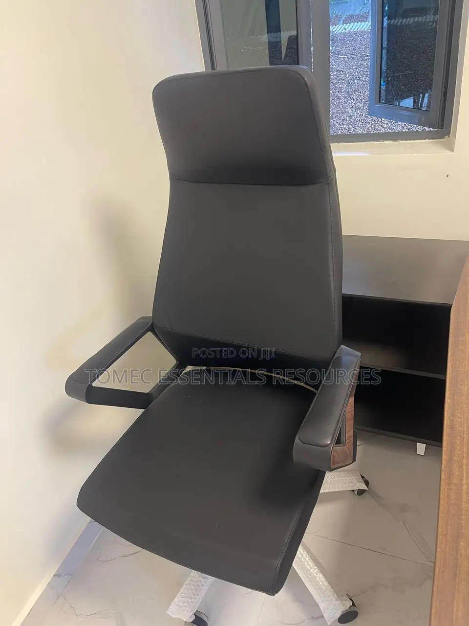 Imported Executive Reclining Office Chair