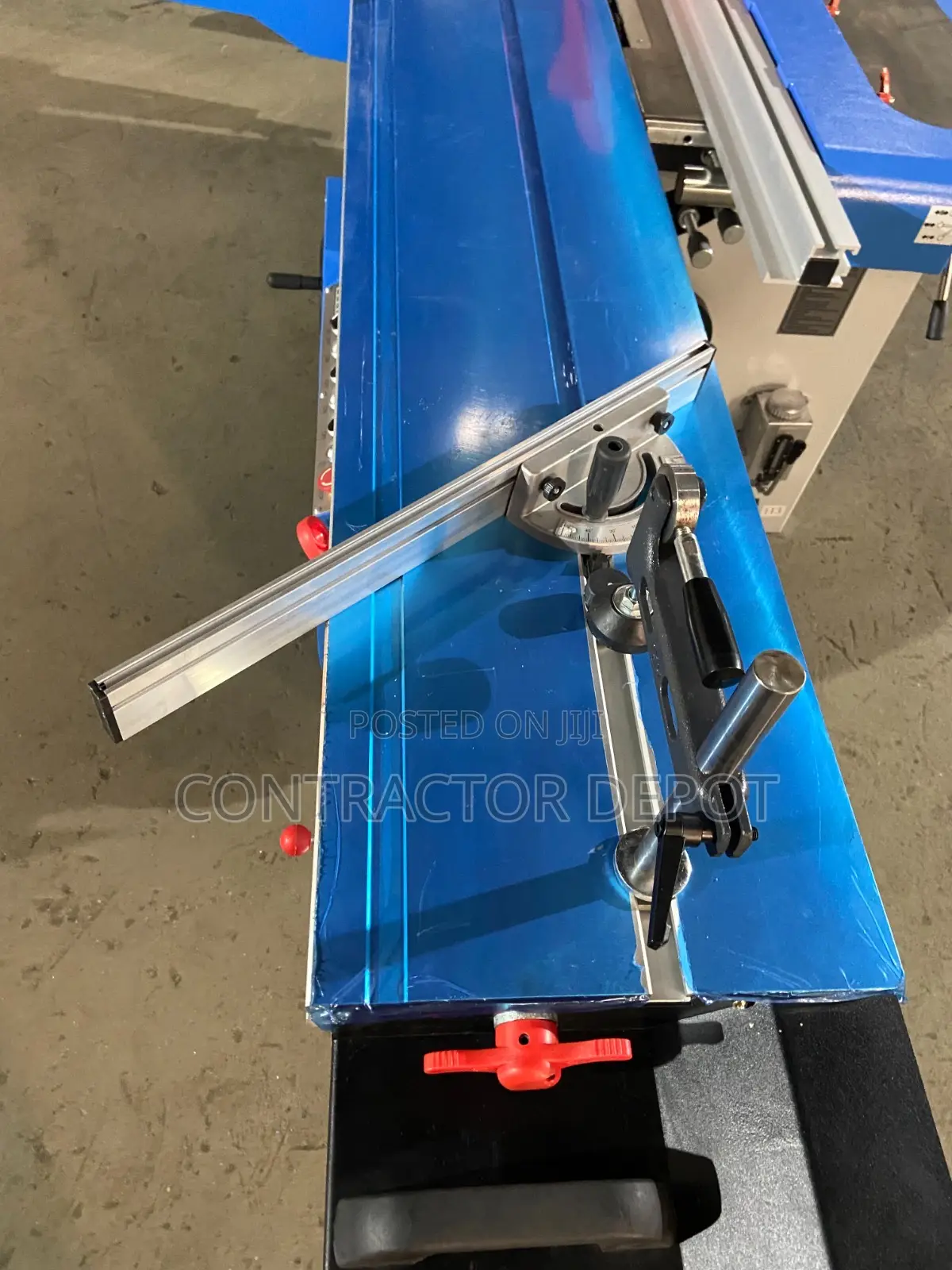 Precision Panel Saw for 45/90 Degree Cutting With 3.2m Table