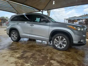 Toyota Highlander Limited Platinum 4dr SUV (3.5L 6cyl 6A) 2015 Silver