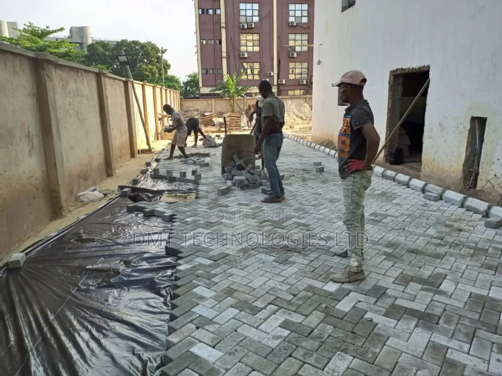 Interlocking for Road and Compound