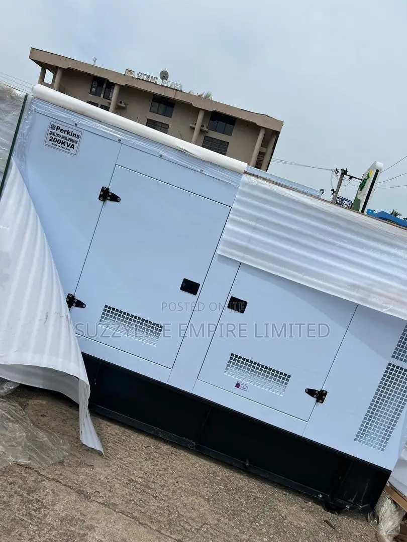 Perkins 200kva Soundproof Diesel Generator England Engine