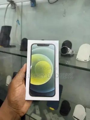 New Apple iPhone 12 64 GB Green