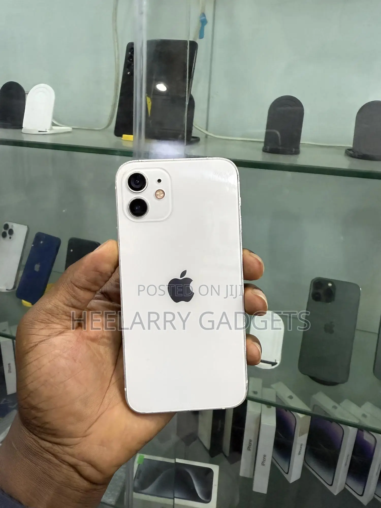 Apple iPhone 12 64 GB White