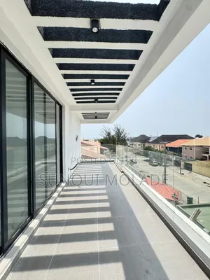 5bdrm Duplex in Lekki Phase 1 for sale