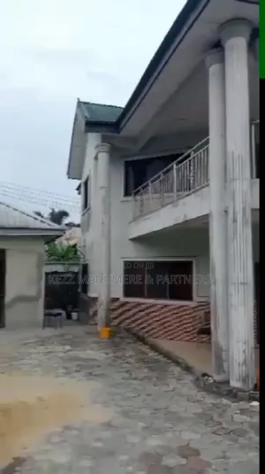 6bdrm Duplex in Inside An Estate,, Port-Harcourt for rent