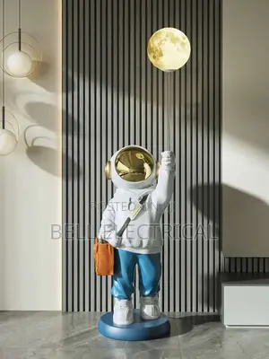 Home Decor Astronaut Statue