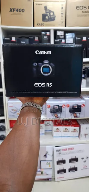 Canon Eos R5 Mirrorless Camera