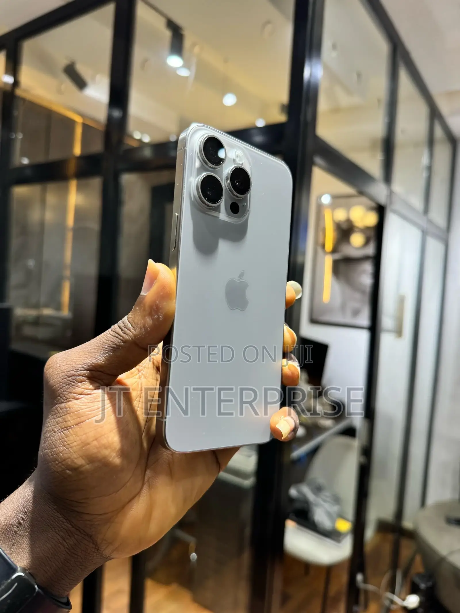 Apple iPhone 15 Pro Max 256 GB