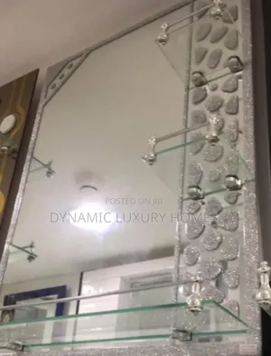 High Quality Mirror With Shelves