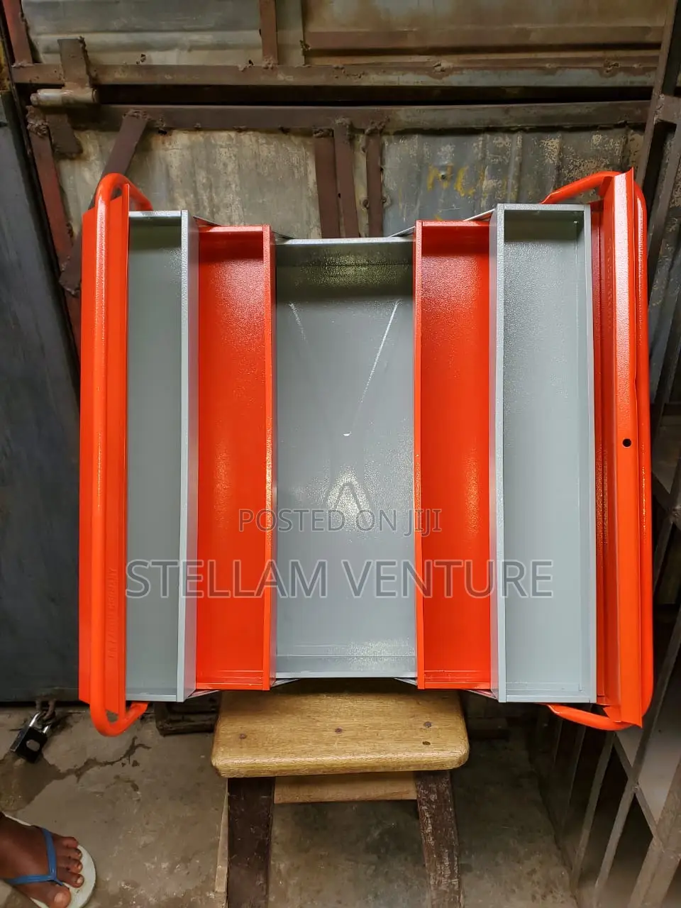 3 Steps Iron Tool Box