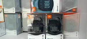 JBL Clip 4