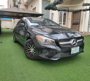 Photo - Mercedes-Benz CLA-Class 2015 Black