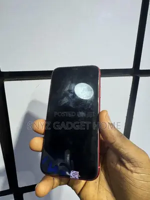 Apple iPhone XR 64 GB Red