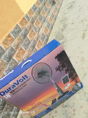 The New in Rechargeable Fan With 5blade + Remote (Dfr-3918)