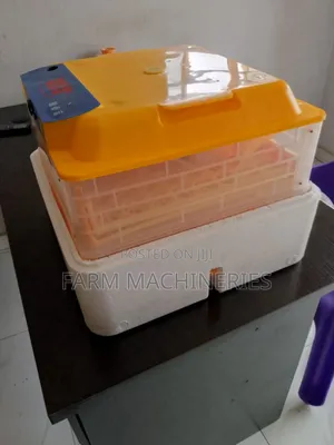 112 Egg Capacity Incubator