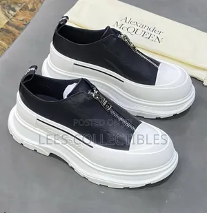 Top Quality Alexander McQueen Unisex Sneakers
